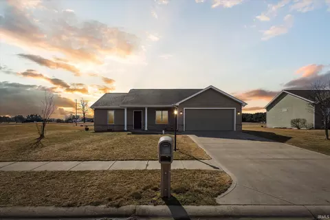 18272 Barrington Dr, New Paris, IN 46553