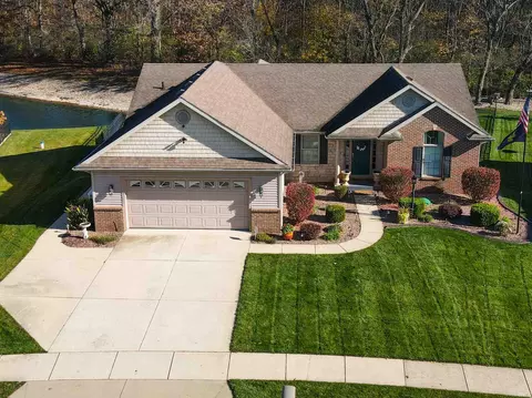 50268 Linnwood Dr, Elkhart, IN 46514