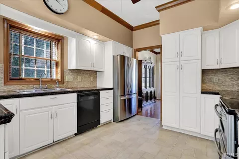 2740 E Brigs Bnd, Bloomington, IN 47401 photo 10