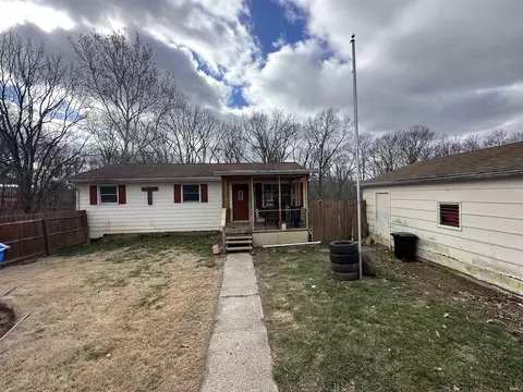 4356 E Sundance Ln, Bloomington, IN 47401