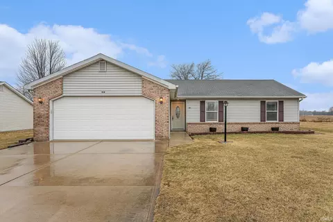 104 N Rebecca St, Claypool, IN 46510