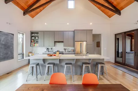 5767 E Kings Rd, Bloomington, IN 47408 photo 8