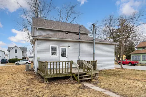 Exterior - 401 S Lee St, Garrett, IN 46738 photo 6 of 7