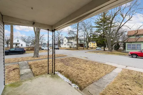 Exterior - 401 S Lee St, Garrett, IN 46738 photo 5 of 7