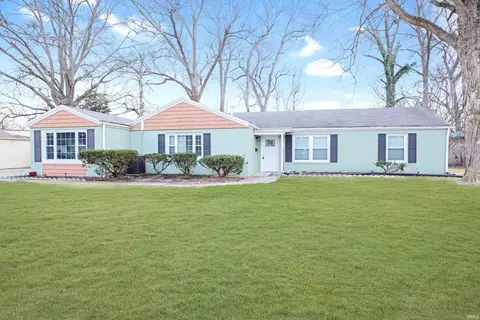 2511 Bayard Park Dr, Evansville, IN 47714