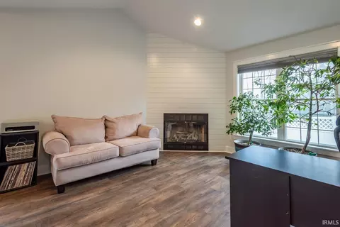 700 S Romans Ct, Bloomington, IN 47401 photo 15
