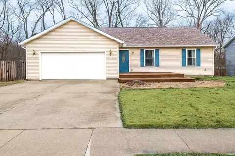 1024 W Countryside Ln, Bloomington, IN 47403