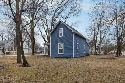 802 N Union St, Delphi, IN 46923 photo 4