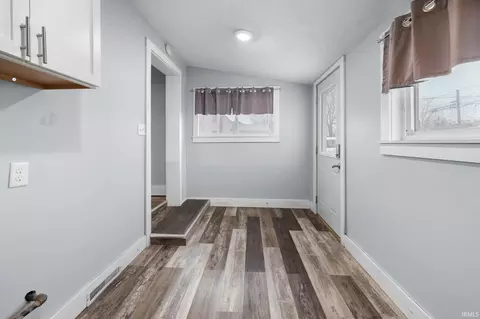802 N Union St, Delphi, IN 46923 photo 10