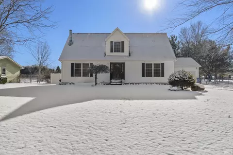 301 N Bend Dr, Bristol, IN 46507