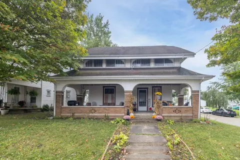 801 E Main St, Lewisville, IN 47352