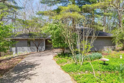 2898 S Sare Rd, Bloomington, IN 47401