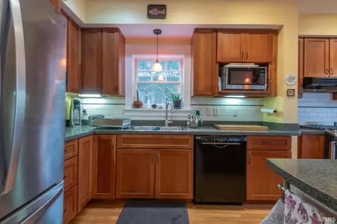 Kitchen - 1130 E 1st St, Bloomington, IN 47401 photo 2 of 3