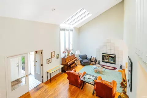 2502 E Roundhill Ln, Bloomington, IN 47401 photo 5
