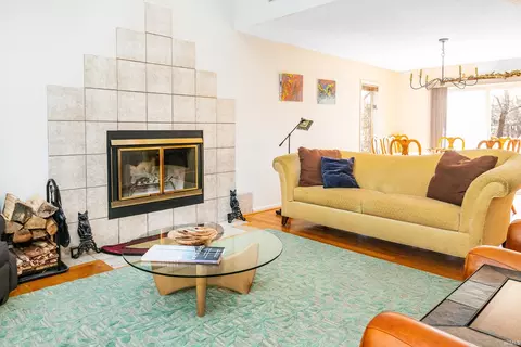 2502 E Roundhill Ln, Bloomington, IN 47401 photo 9