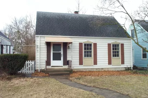 4024 Gaywood Dr, Fort Wayne, IN 46806