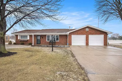 1155 S Zimmer Rd, Warsaw, IN 46580
