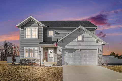 405 W Daybreak Dr, Lakeville, IN 46536