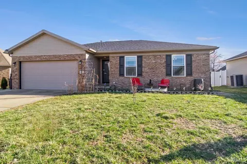 3523 Trailstone Dr, Evansville, IN 47725