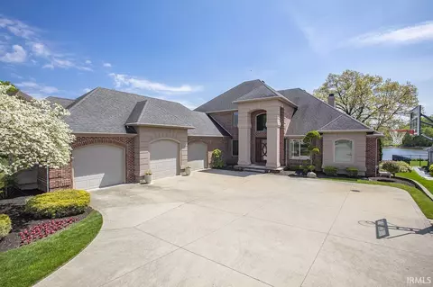 23114 Greenleaf Blvd, Elkhart, IN 46514