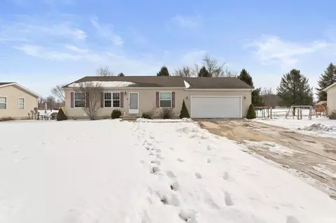 802 Swan St, Bristol, IN 46507