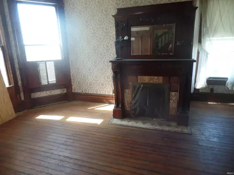 270 E Main St, Bloomfield, IN 47424 photo 8