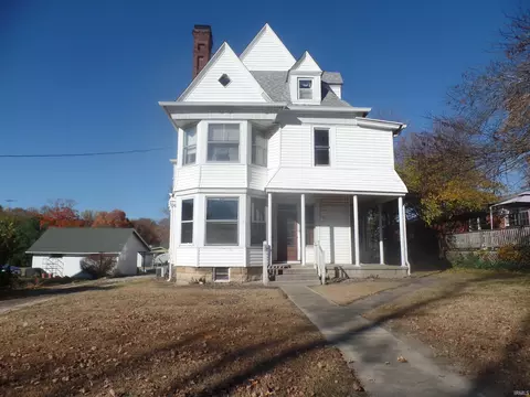 270 E Main St, Bloomfield, IN 47424 photo 1