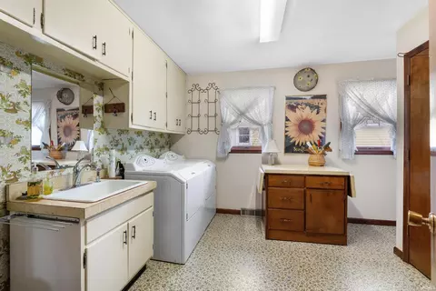 811 Third St, Howe, IN 46746 photo 10