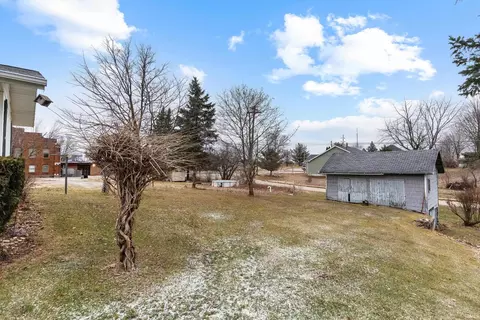811 Third St, Howe, IN 46746 photo 35