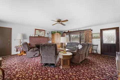 811 Third St, Howe, IN 46746 photo 4