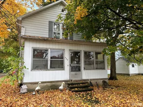 424 Gilmore St, Plymouth, IN 46563