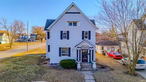 803 W 2nd St, Marion, IN 46952