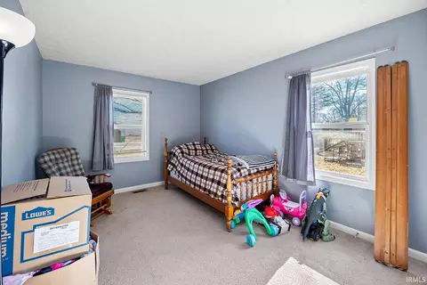 404 E Franklin St, Colfax, IN 46035 photo 18