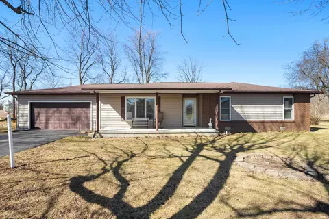460 Gillcrest Dr, Albany, IN 47320