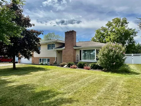 10420 N St Rd 1 Hwy, Ossian, IN 46777
