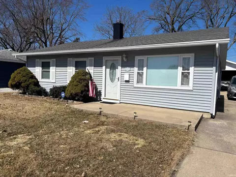 616 W Wharton Dr, Marion, IN 46952