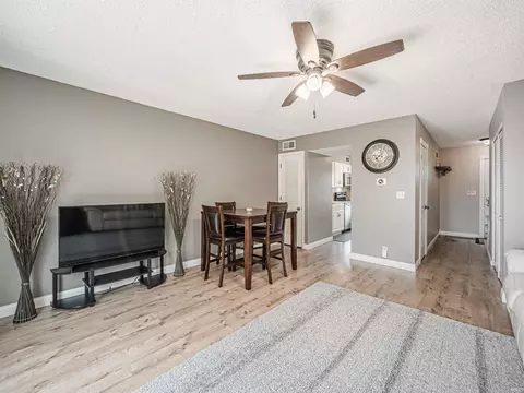 5 Hampton Dr, Evansville, IN 47715 photo 2