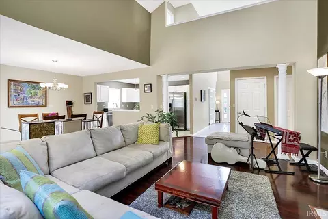 3637 E Tamarron Dr, Bloomington, IN 47408 photo 8