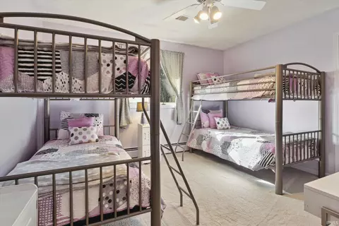 Bedroom - 52177 Evergreen Rd, Granger, IN 46530 photo 5 of 6