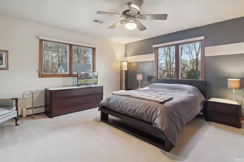 Bedroom - 52177 Evergreen Rd, Granger, IN 46530 photo 1 of 6