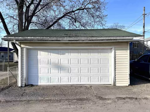 816 E Calvert St, South Bend, IN 46613 photo 31