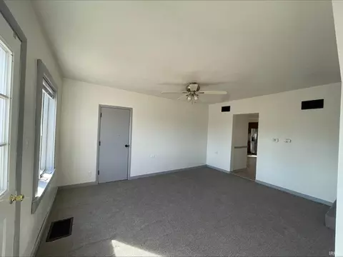 810 E Van Vleek St, Waterloo, IN 46793 photo 6