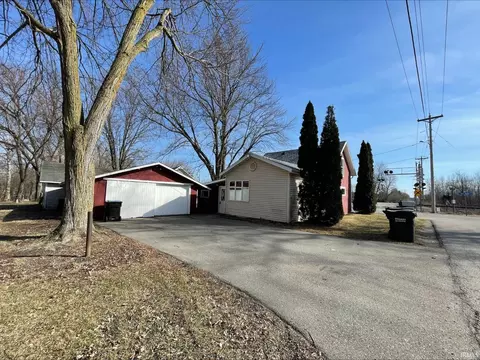 810 E Van Vleek St, Waterloo, IN 46793 photo 18
