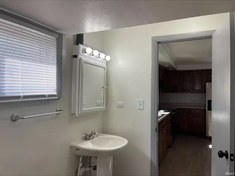 810 E Van Vleek St, Waterloo, IN 46793 photo 10