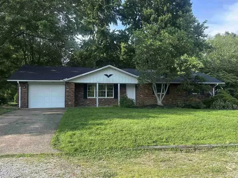 946 W Shepherds Ln, Santa Claus, IN 47579