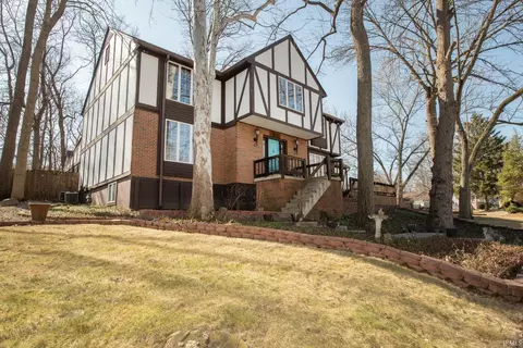 2703 Sleepy Hollow Dr, Lafayette, IN 47904