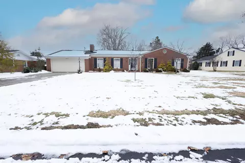 901 Canterbury Dr, Evansville, IN 47715