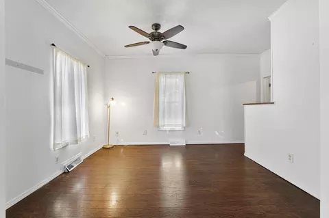 Living - 110 E Jefferson St, Auburn, IN 46706 photo 1 of 3