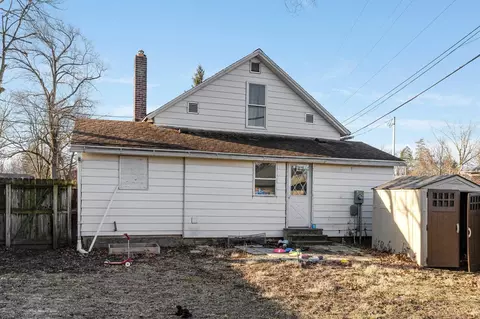 Exterior - 110 E Jefferson St, Auburn, IN 46706 photo 6 of 8