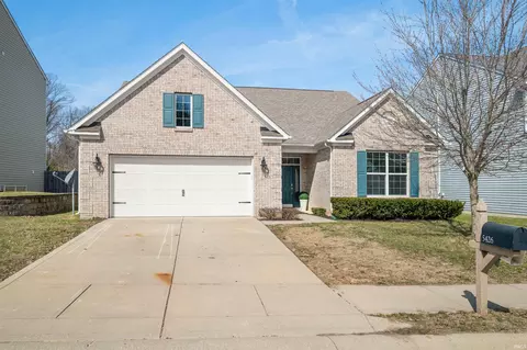 5426 W Stonewood Dr, Bloomington, IN 47403